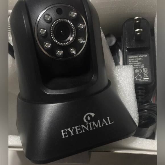 EYENIMAL PET VISION LIVE WIRELESS PET CAMERA - Picture 1 of 1